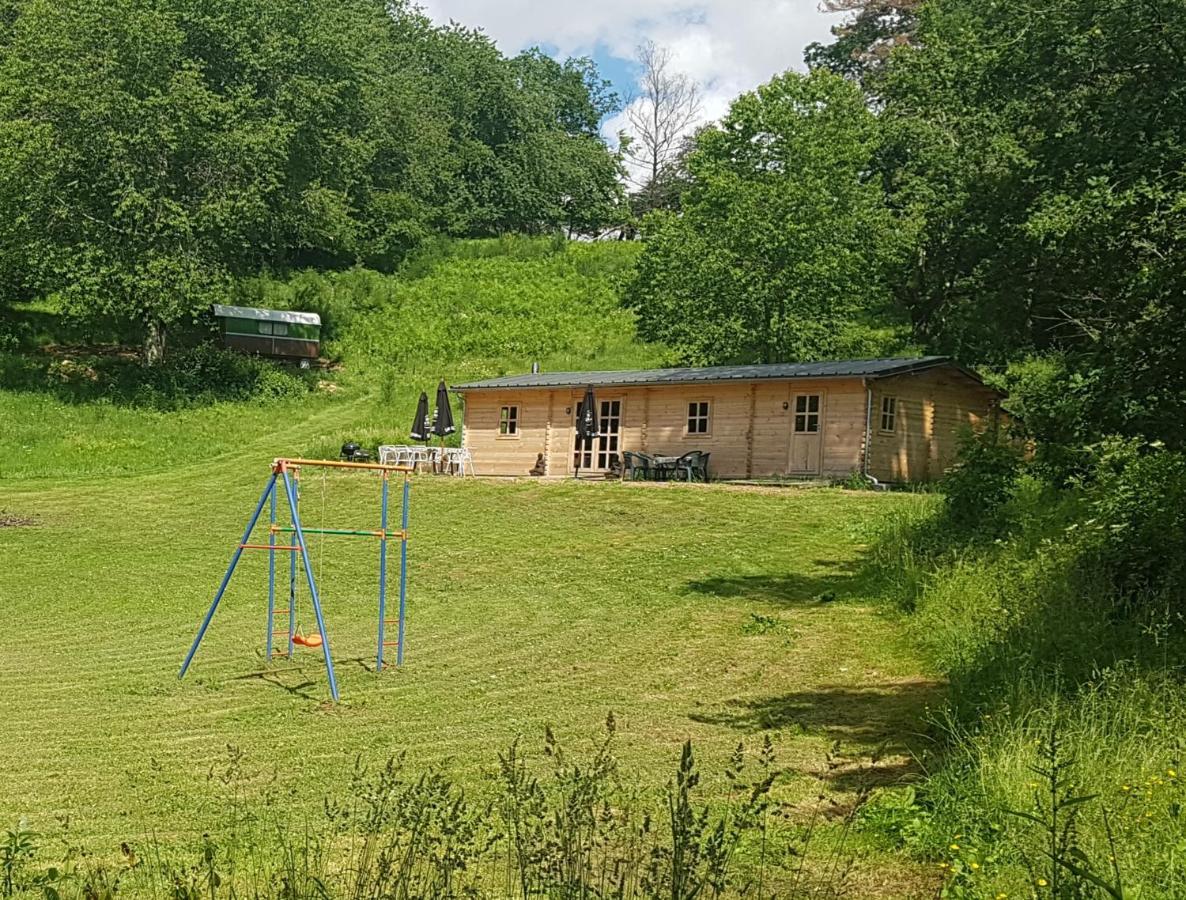 Ferme De La Luciole Villa Champs-Sur-Tarentaine-Marchal Exteriör bild